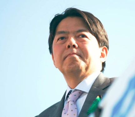 Yoshimasa Hayashi, ministro de Agricultura y Pesca (foto sitio web oficial)