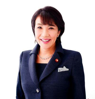Ministra Sanae Takaichi (foto sitio web oficial)