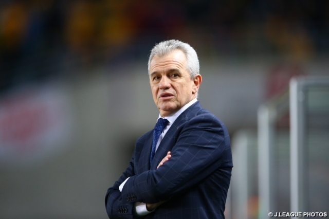 El Vasco Aguirre se mantiene en su cargo (foto J. League)