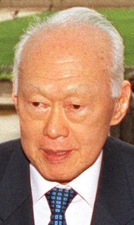 Lee Kuan Yew (foto Wikipedia)